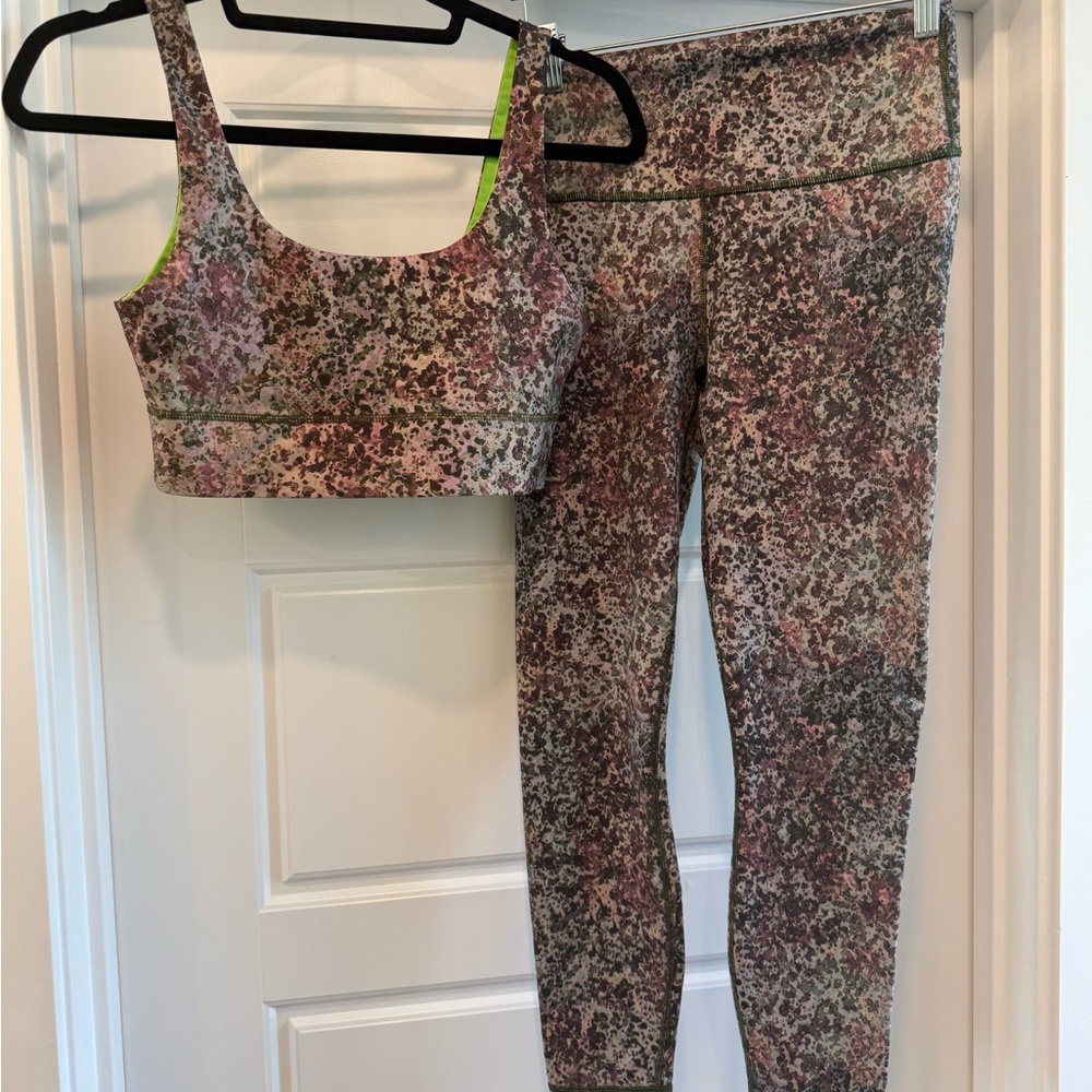 Fabletics Women's Patterned Leggings and Top Set